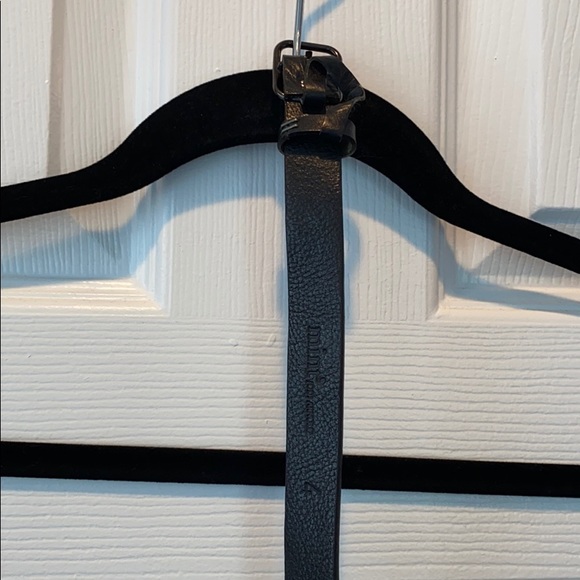 MINT Jodi Arnold Size 4 Skinny Black Belt - Picture 6 of 12